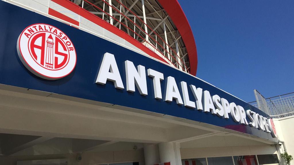 Fiberli Antalya’ya desteklerini sürdürüyor.